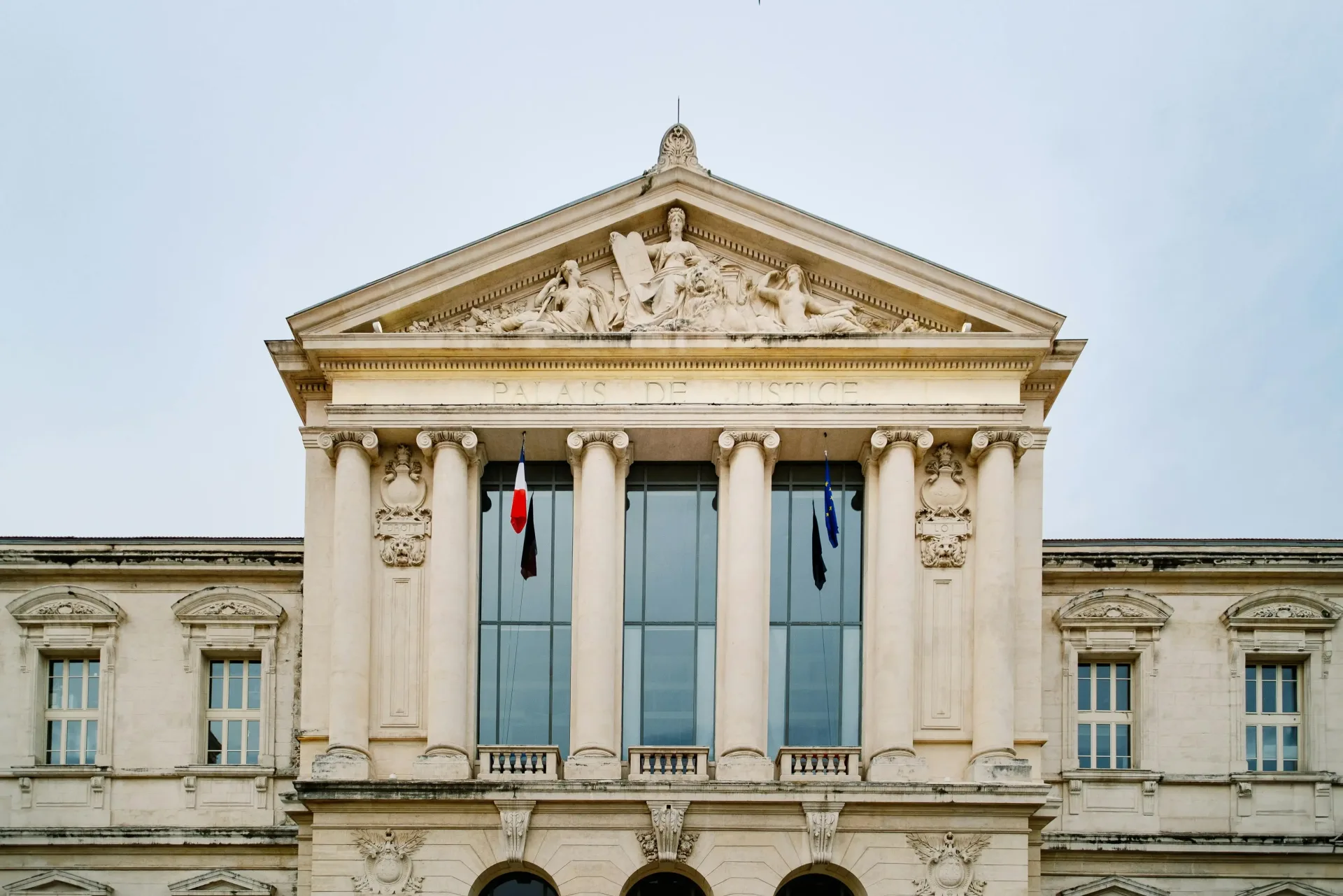 Avocat litige constructeur maison