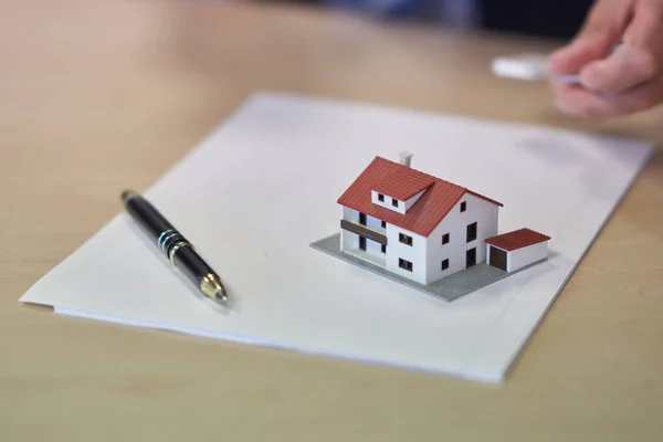 Squat de logement à Draguignan (83300) : quels recours pour récupérer son bien rapidement ?