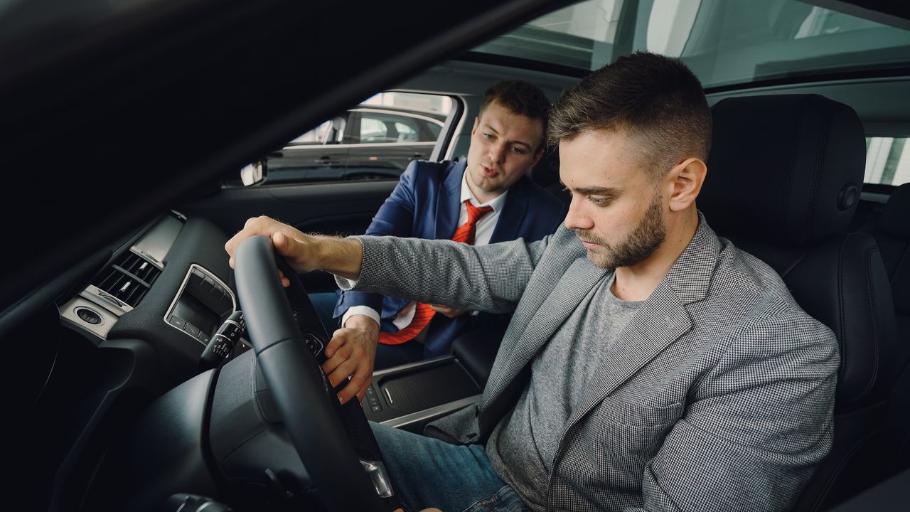 Achat de véhicule à distance à Toulon : quel droit de rétractation ?